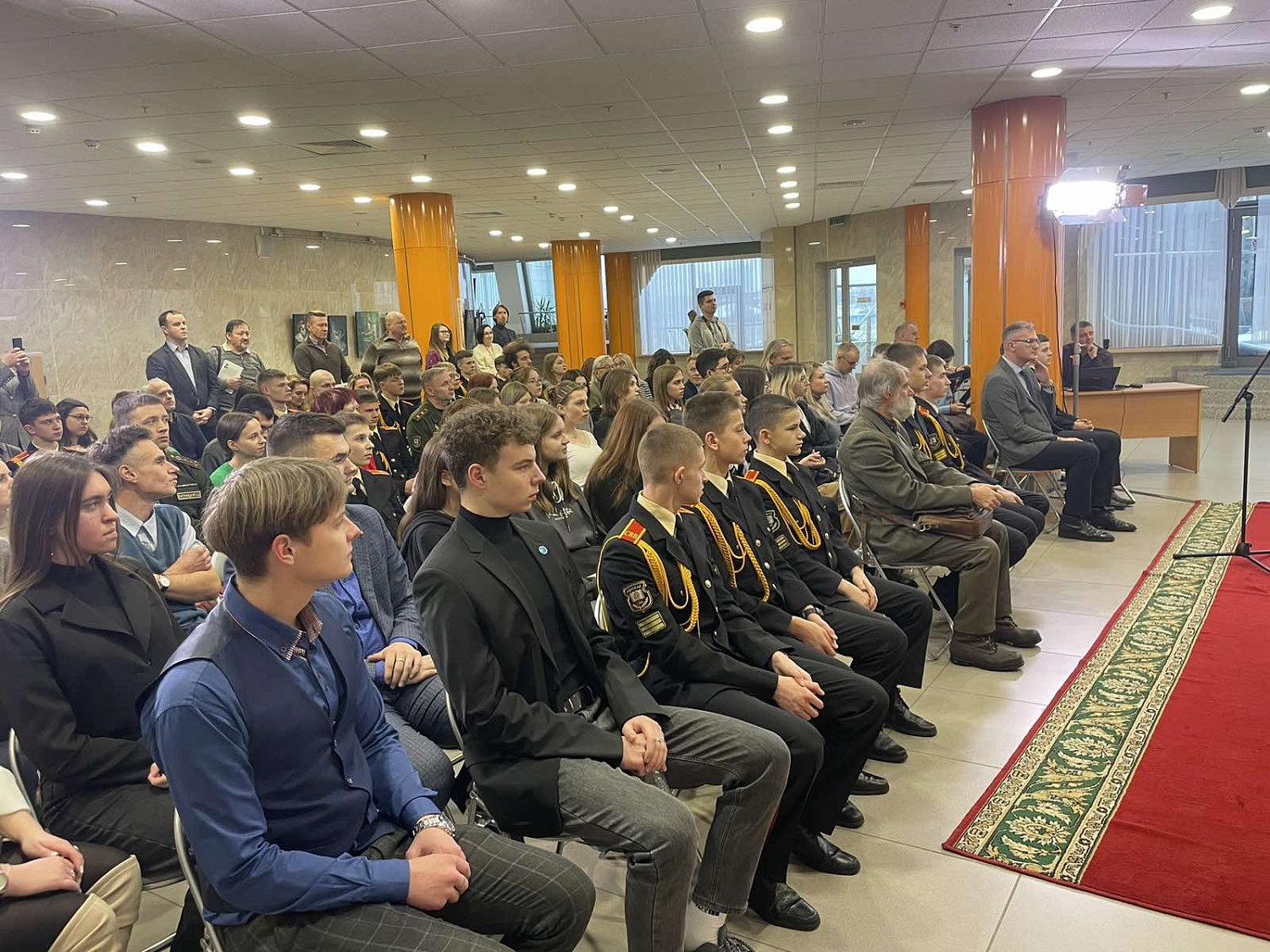 Сёння ў Нацыянальнай бібліятэцы Беларусі прайшла прэзентацыя кнігі «Сімвалы беларускай вечнасці: гісторыя сімвалаў беларускай дзяржаўнасці».